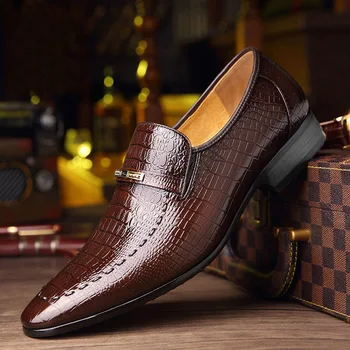 Oxford Topánky pre Mužov Vzor Mokasíny Pošmyknúť na Mužov Prúžok Šaty Topánky Razba Business Topánky Formálne Obuv Muži Zapatos De Hombre